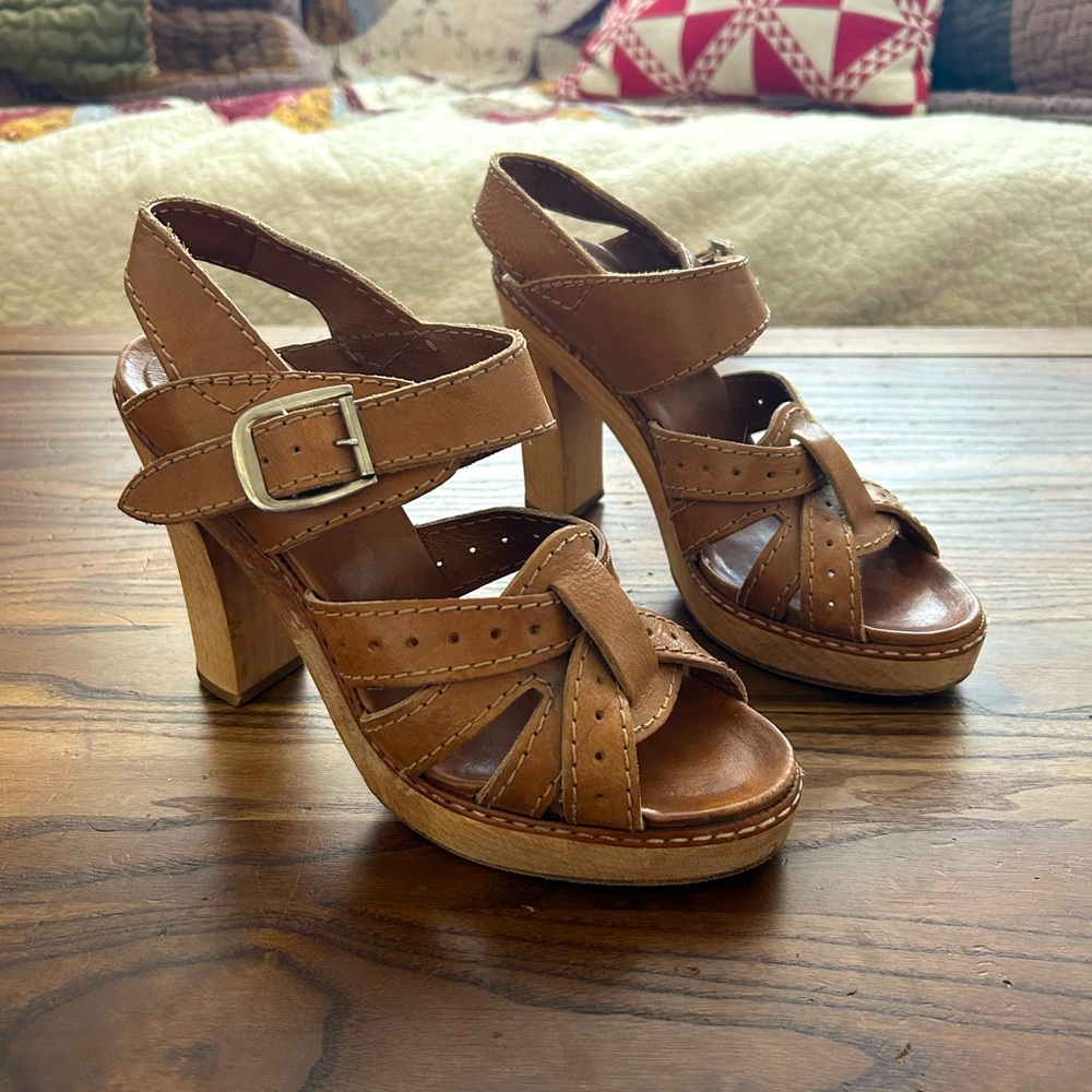 Chloe Open Toe Leather Heels